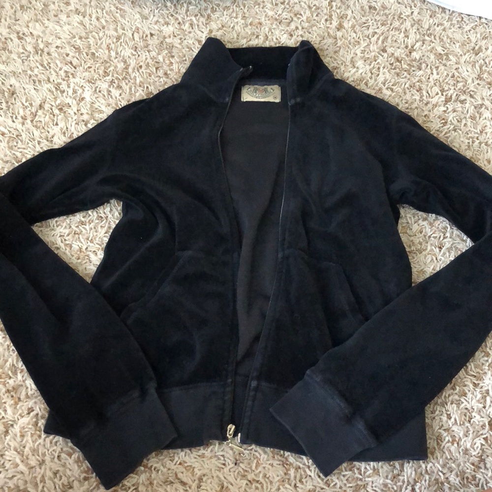 Zip up - Picture 2 of 2